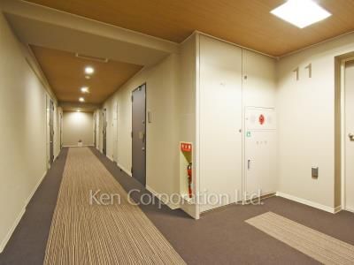  Corridor