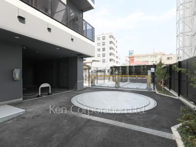 Parking Lot