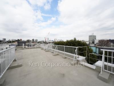 Roof Balcony