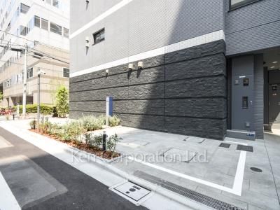  Parking Lot