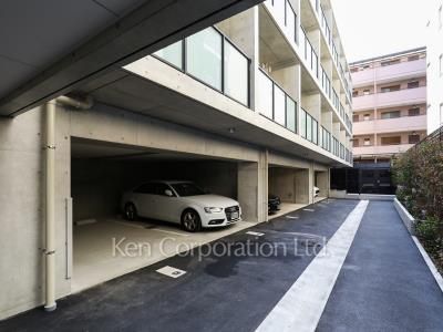  Parking Lot