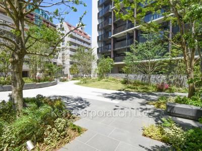  Courtyard/Greenery