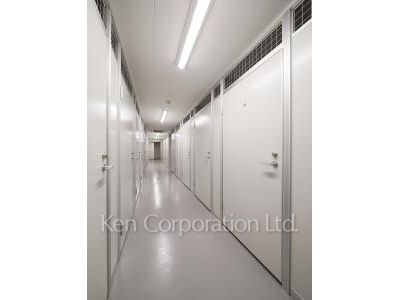 Trunk room