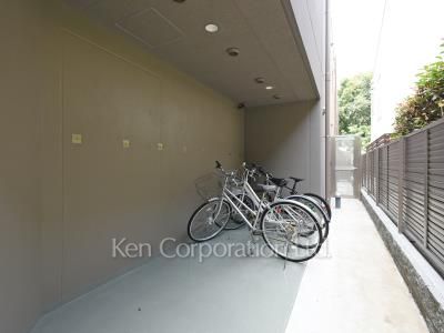  Bicycle-parking Space