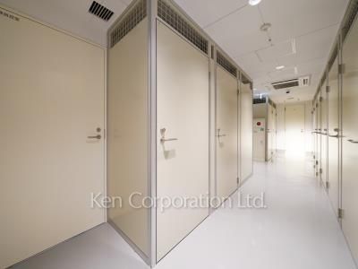 Trunk room
