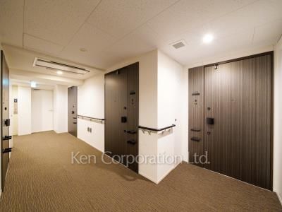 Corridor