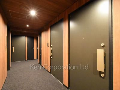  Corridor