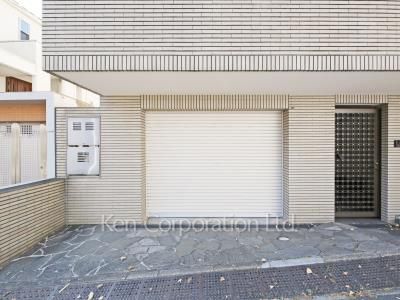  Parking Lot