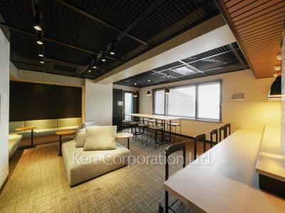 Sky View Lounge
