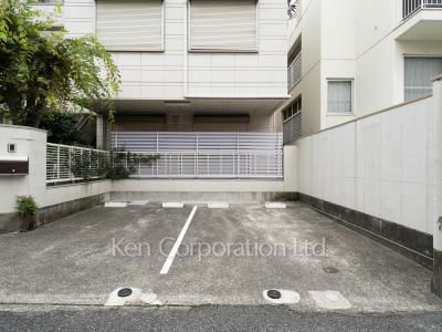  Parking Lot