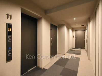  Corridor