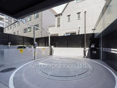  Parking Lot