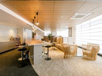 Sky View Lounge