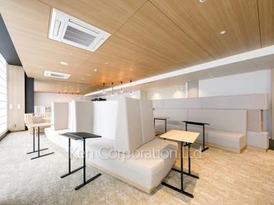 Sky View Lounge
