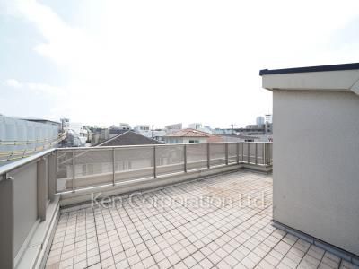 Roof Balcony