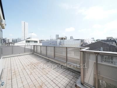 Roof Balcony