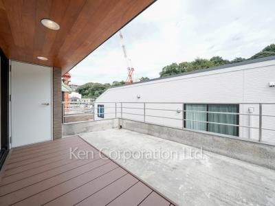 Roof Balcony