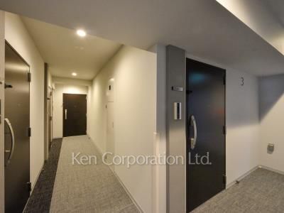  Corridor