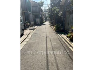  Neighborhood
