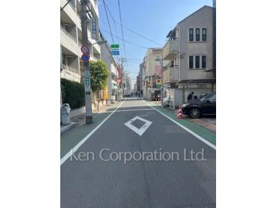  Neighborhood