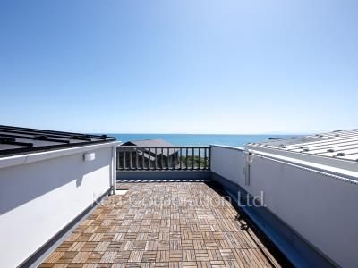 Roof Balcony