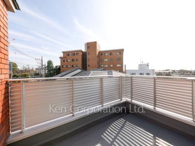 Roof Balcony