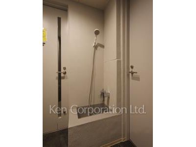 Foot shower for pet