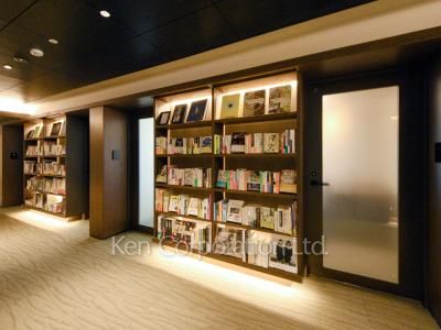 Sky View Lounge