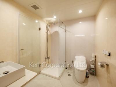 Shower Space