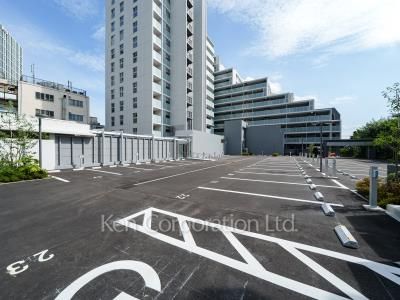  Parking Lot
