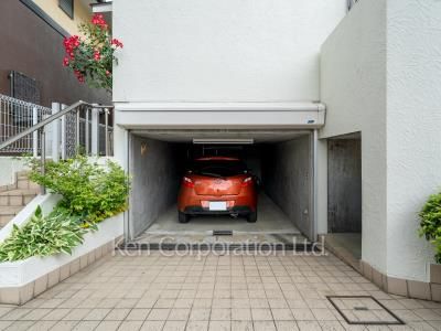 Parking Lot