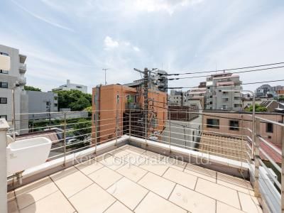 Roof Balcony