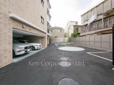  Parking Lot