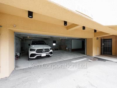  Parking Lot