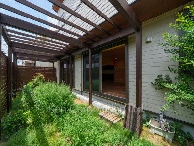 Courtyard/Greenery
