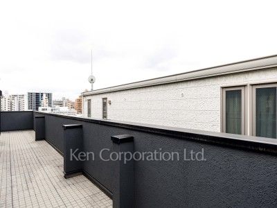 Roof Balcony