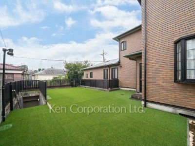 Courtyard/Greenery