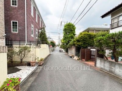 Neighborhood