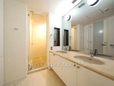 Powder Room
