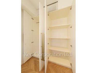 Closet