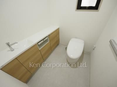Lavatory