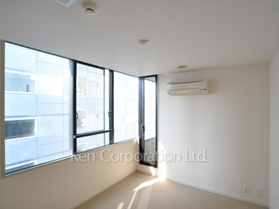 Other Room ※Photo of the same layout on 10 floor. Decoration and fixture may differ.