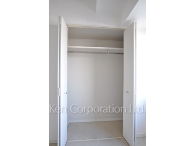 Closet ※Photo of the same layout on 11 floor. Decoration and fixture may differ.