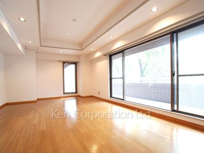Living-Dining ※Photo of the same layout on 1 floor. Decoration and fixture may differ.