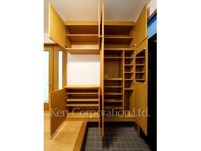 Shoes Closet