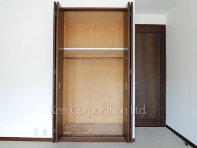 Closet ※Photo of the same layout on 4 floor. Decoration and fixture may differ.