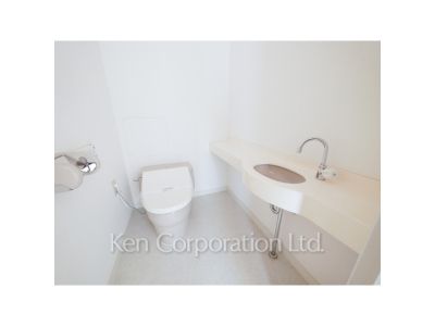 Lavatory