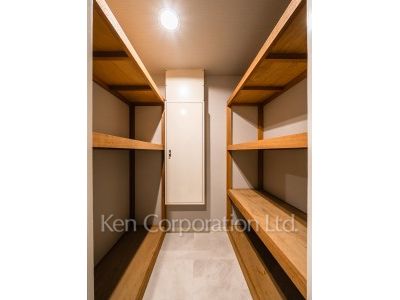 Walk-In Closet