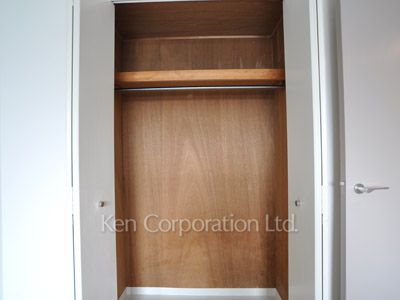 Closet ※Photo of the same layout on 9 floor. Decoration and fixture may differ.