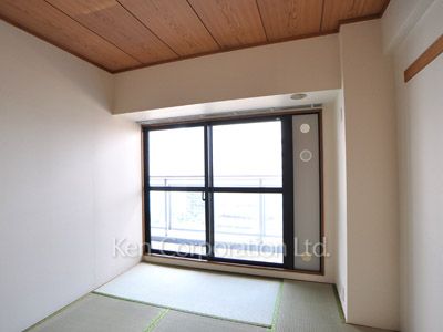 Japanese style room ※Photo of the same layout on 9 floor. Decoration and fixture may differ.